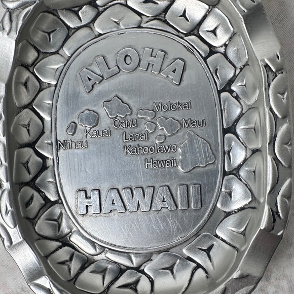 Pineapple Shape Silver Metal Aloha Ashtray w/ State of Hawaii Engraving - Picture 14 of 15